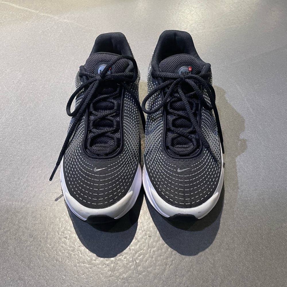 Nike Black and Gray Athletic Shoes